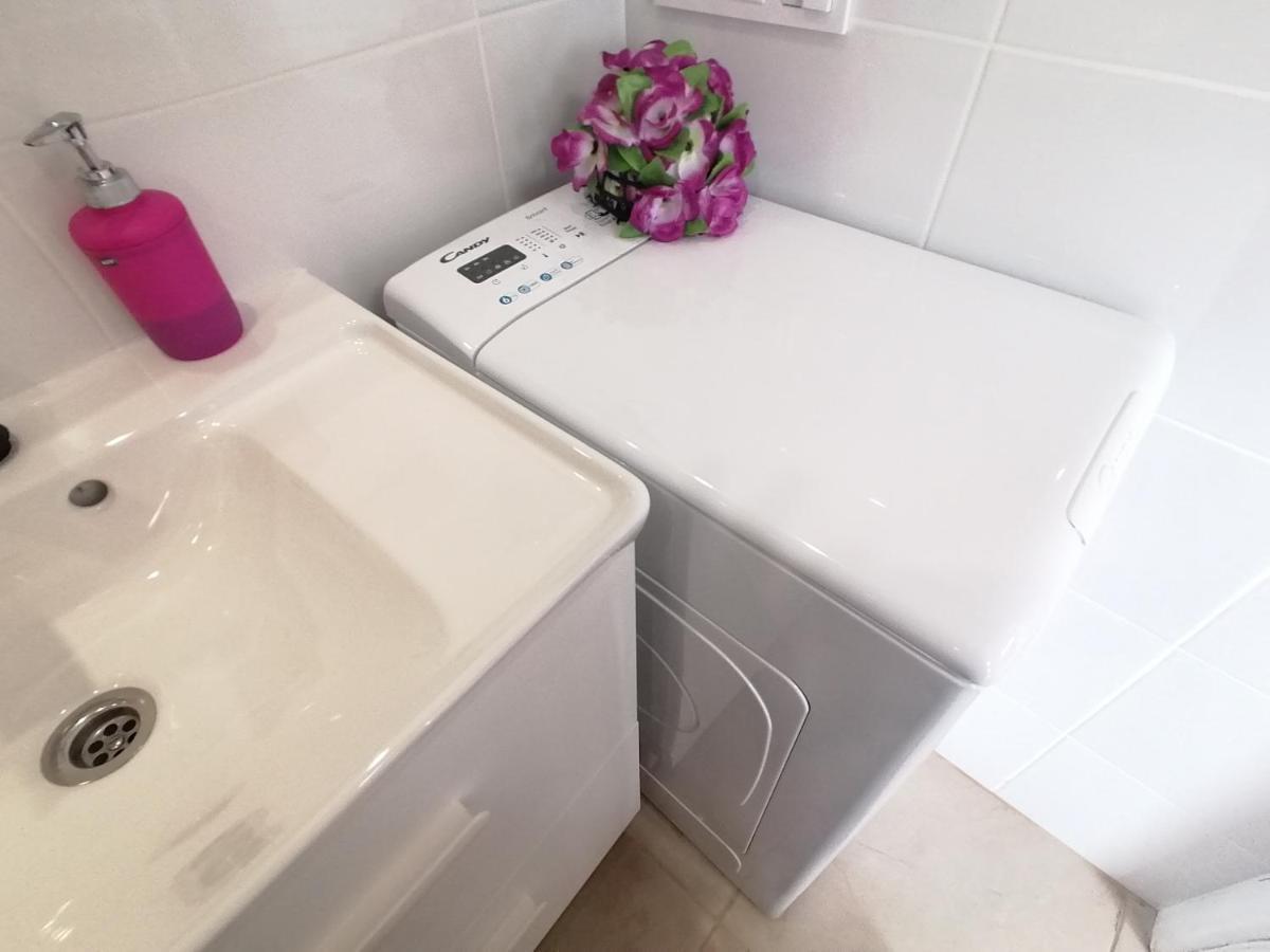 Small Studio, 50 M Front Of The Ocean & Free Wifi Playa Fanabe Ngoại thất bức ảnh
